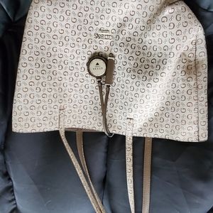 Guess Tote